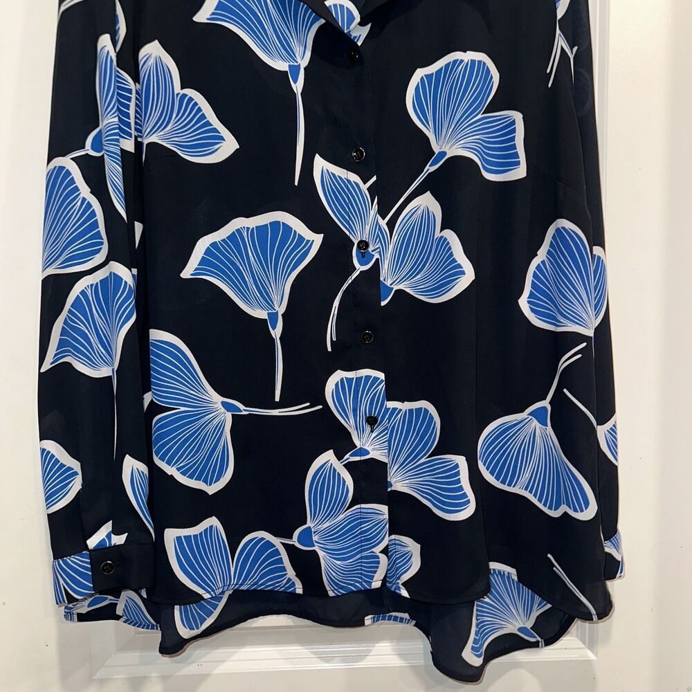 Cabi Blue Ginkgo Leaf Floral Button Blouse XL Long Sleeve Lightweight Travel - Picture 3 of 9